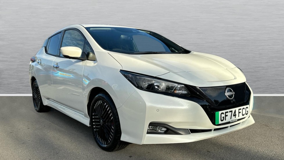 Main listing image - Nissan Leaf