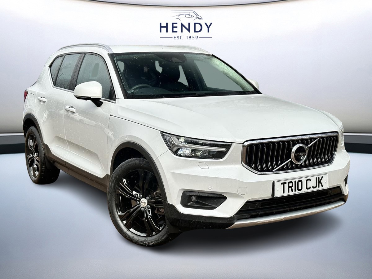 Main listing image - Volvo XC40