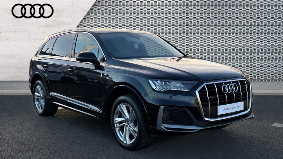 Main listing image - Audi Q7