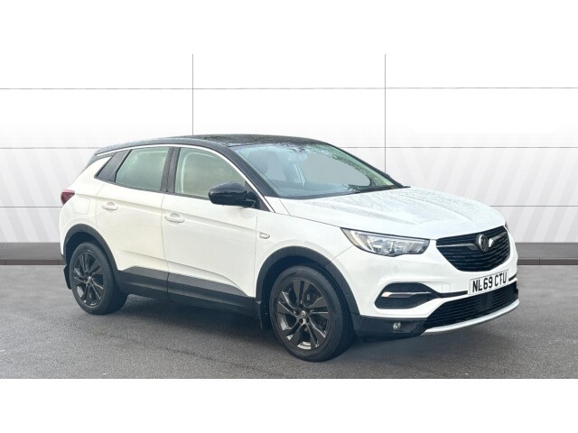 Main listing image - Vauxhall Grandland X