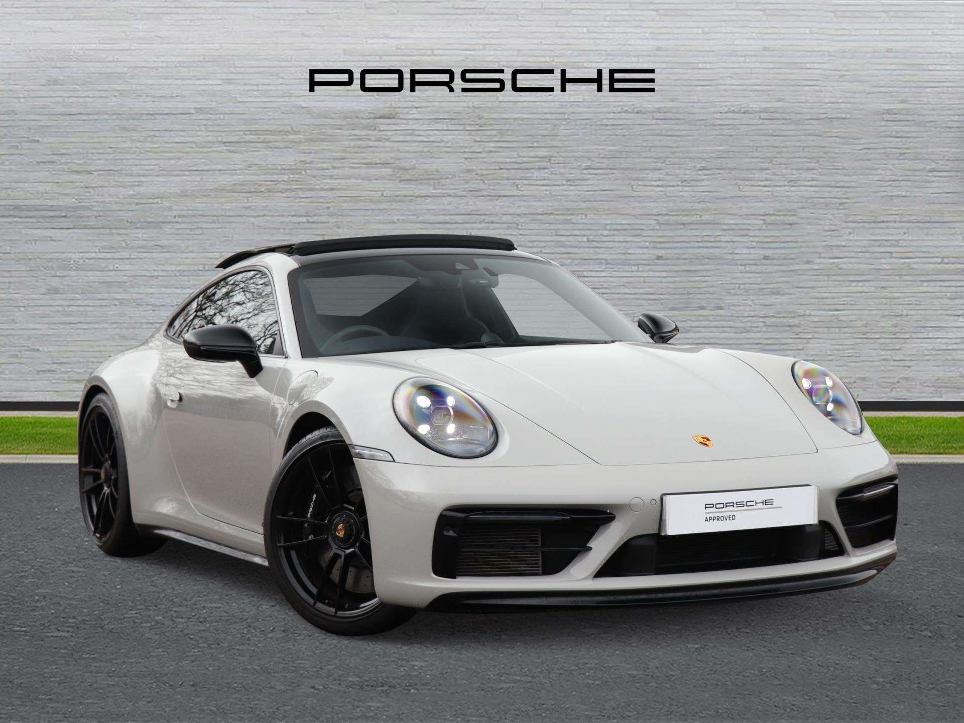 Main listing image - Porsche 911