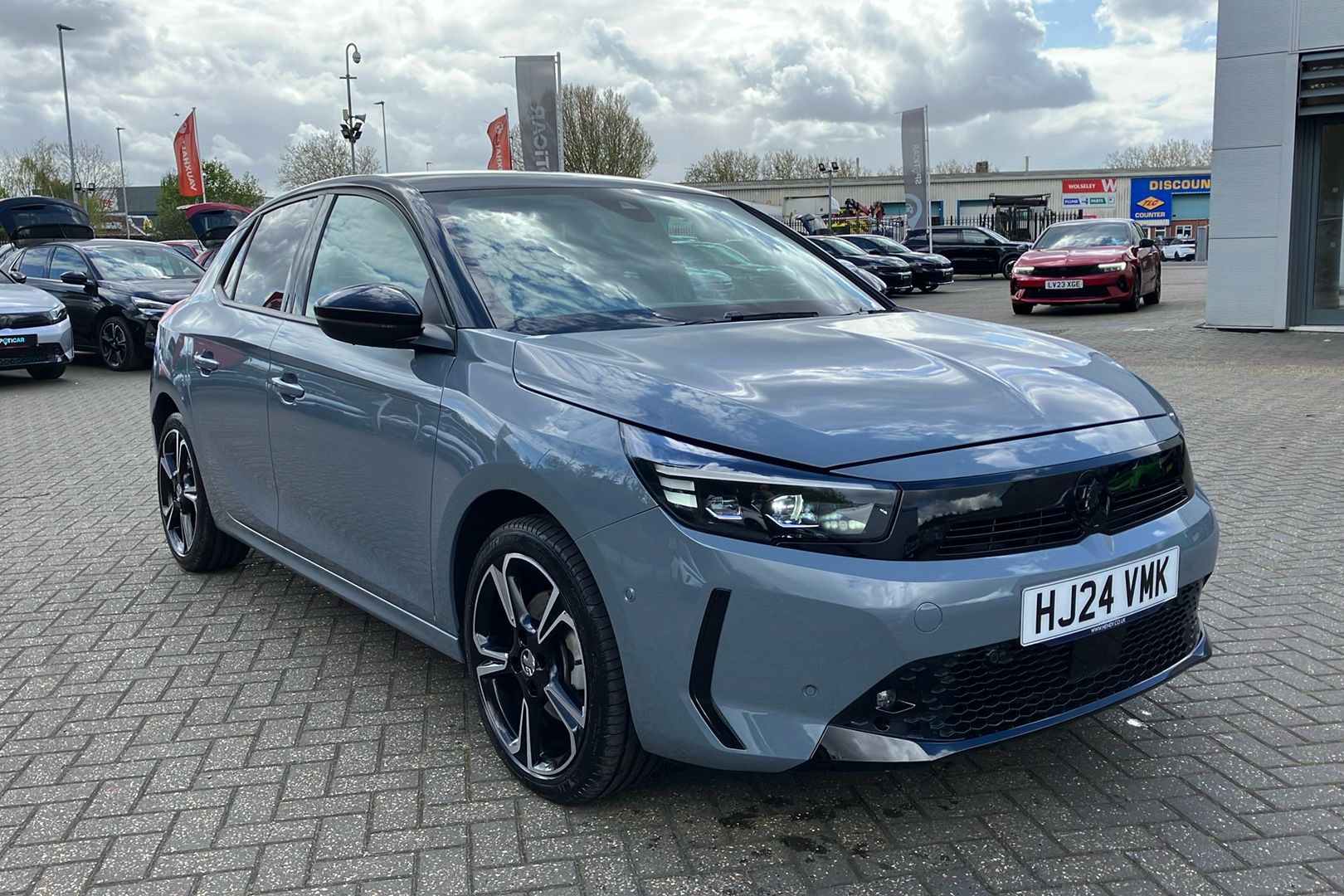 Main listing image - Vauxhall Corsa