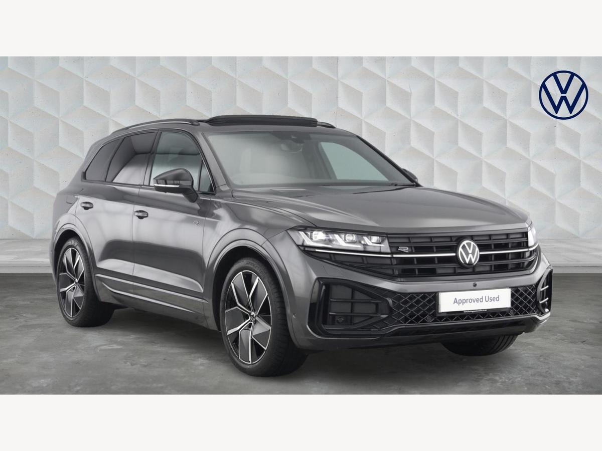 Main listing image - Volkswagen Touareg