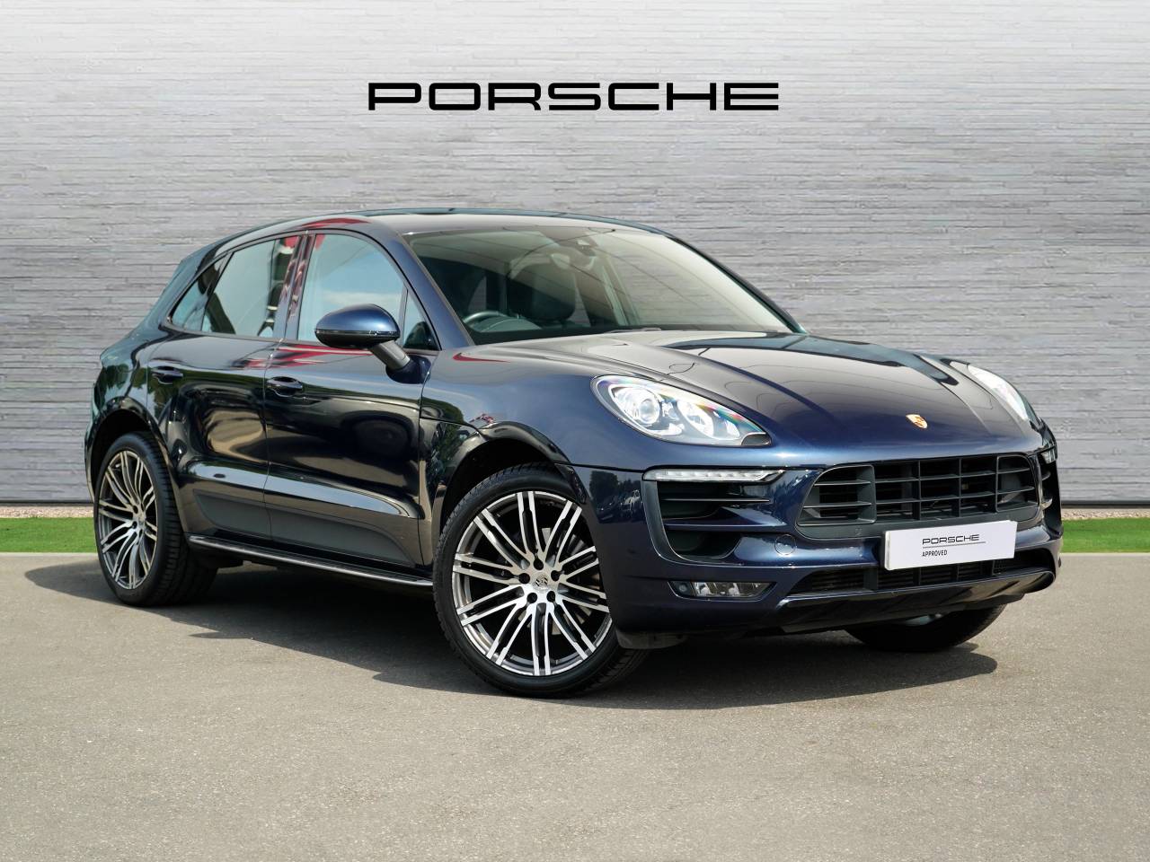 Main listing image - Porsche Macan