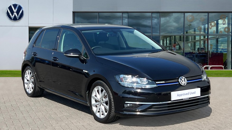 Main listing image - Volkswagen Golf