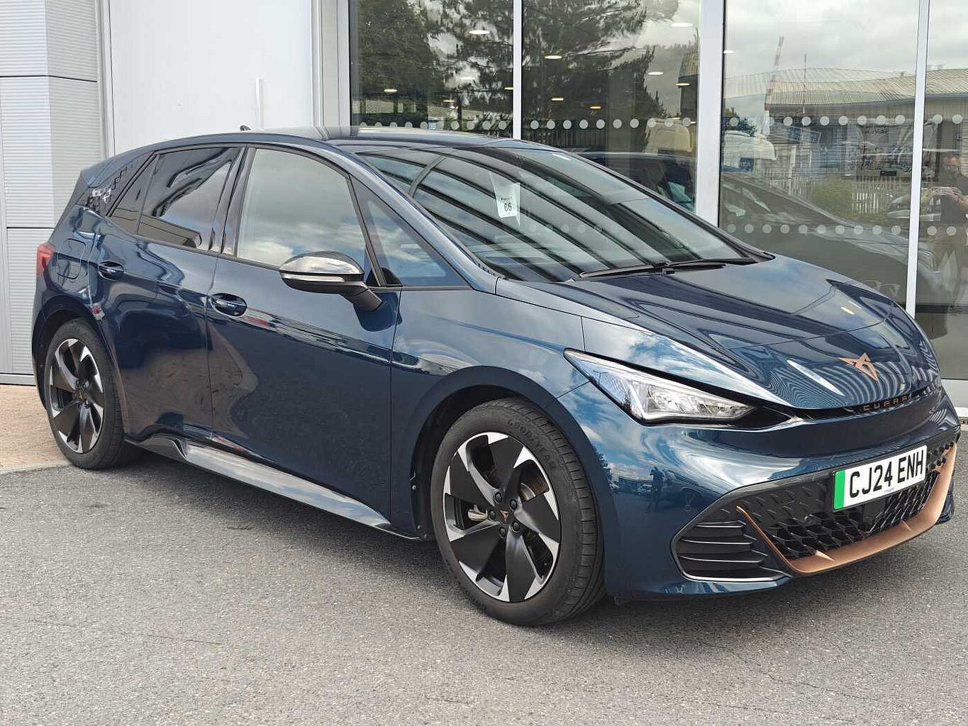Main listing image - Cupra Born