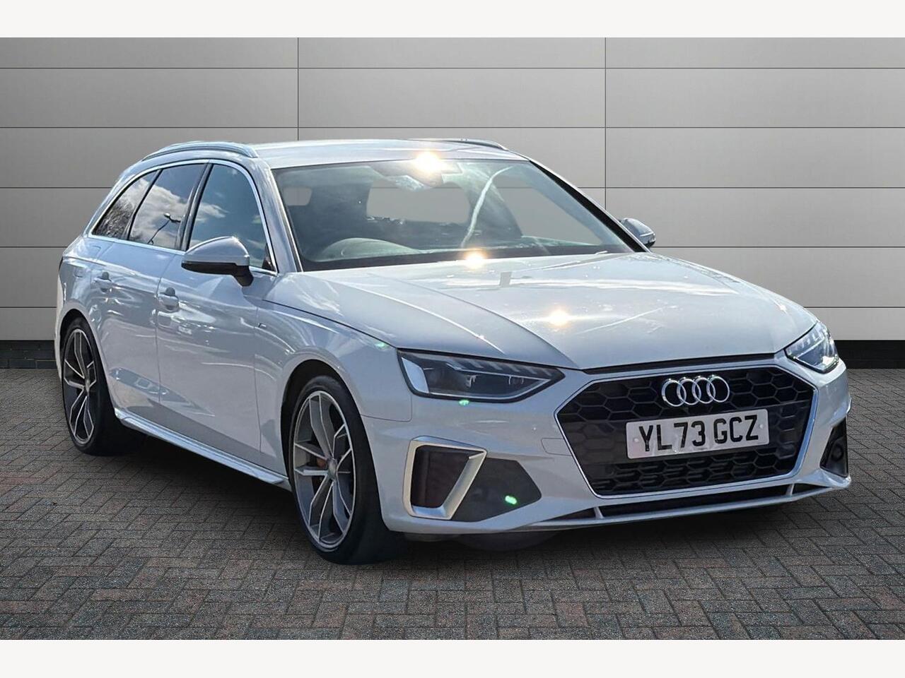 Main listing image - Audi A4 Avant