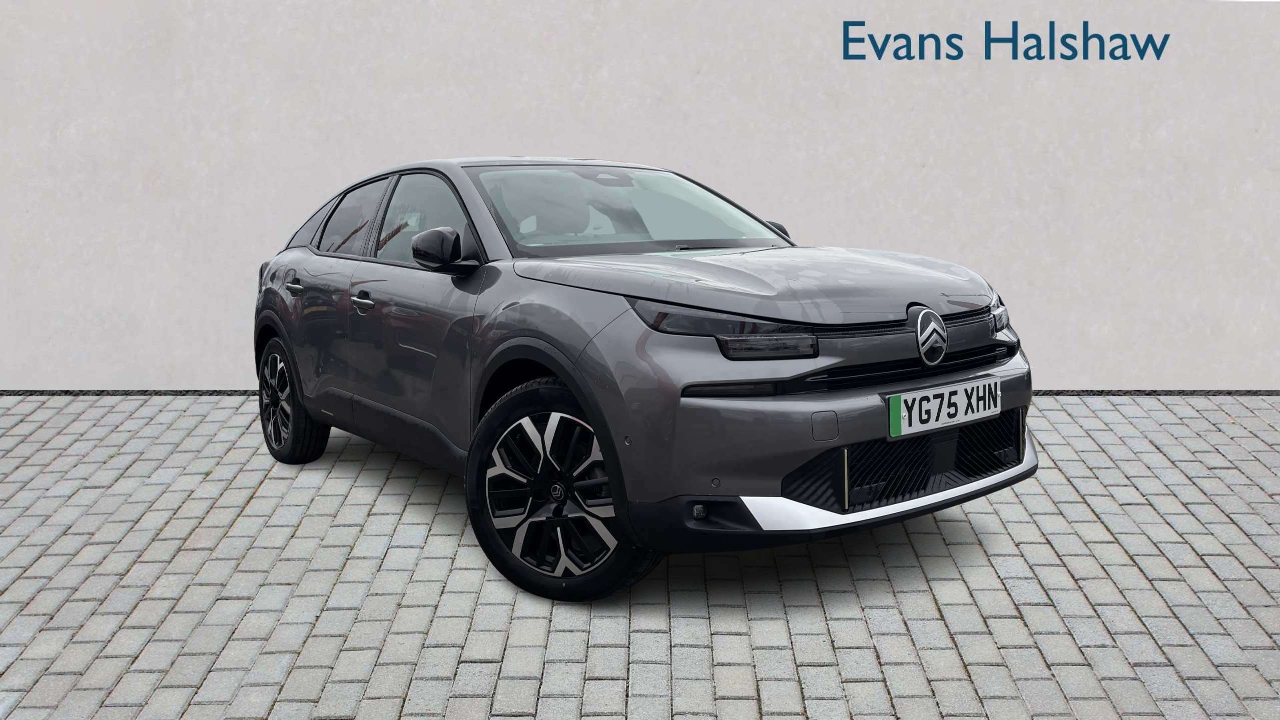 Main listing image - Citroen C4