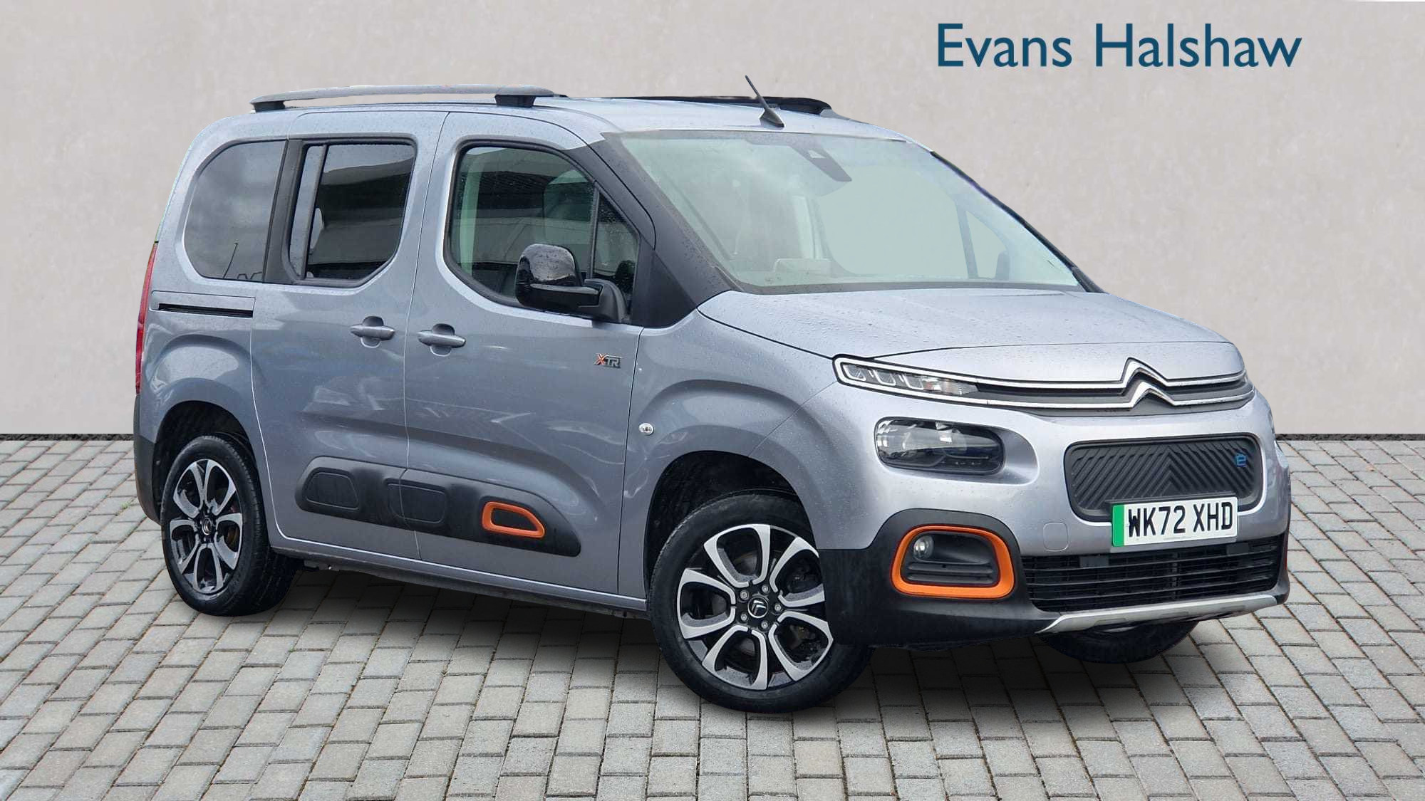 Main listing image - Citroen e-Berlingo