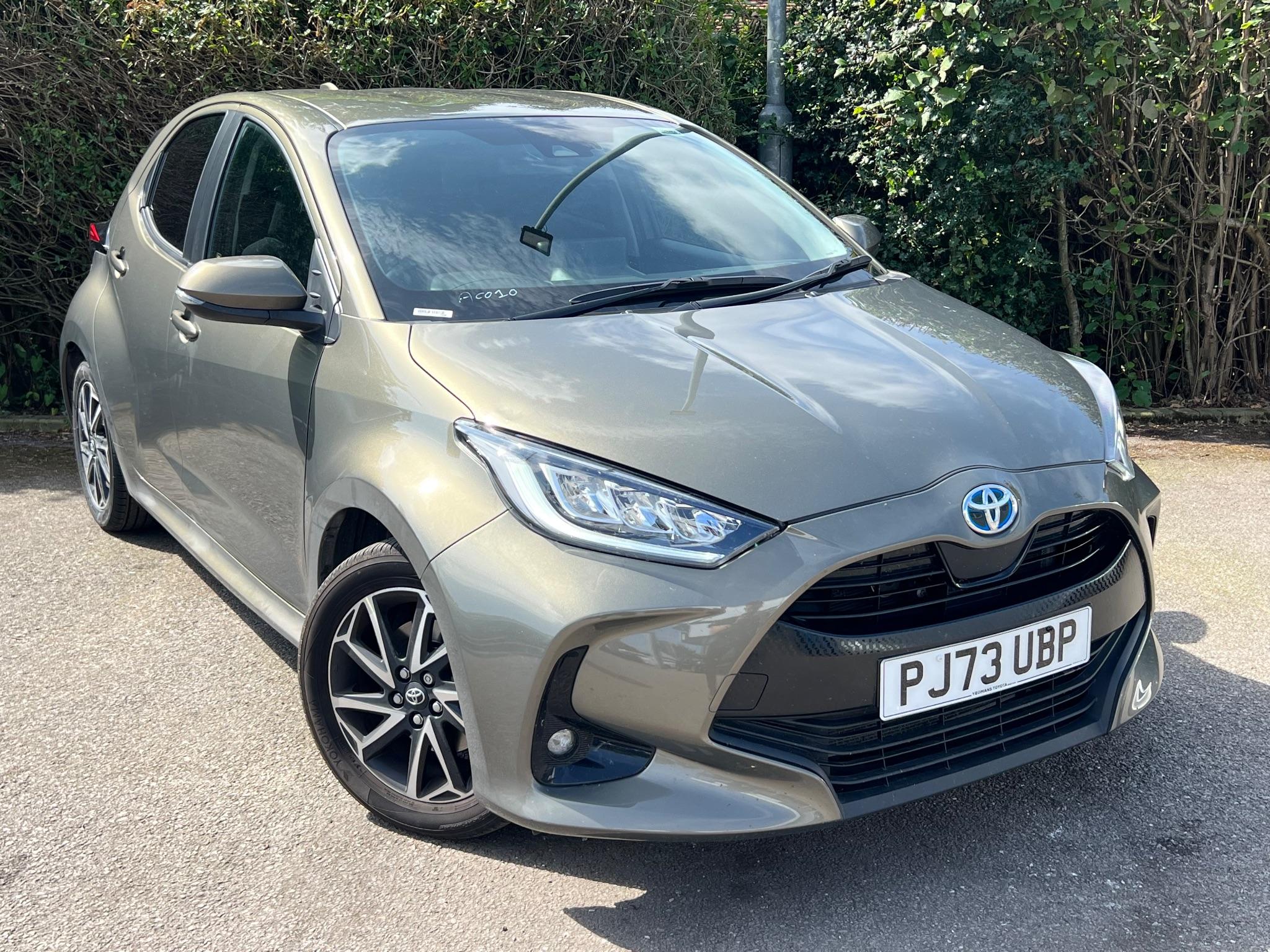 Main listing image - Toyota Yaris