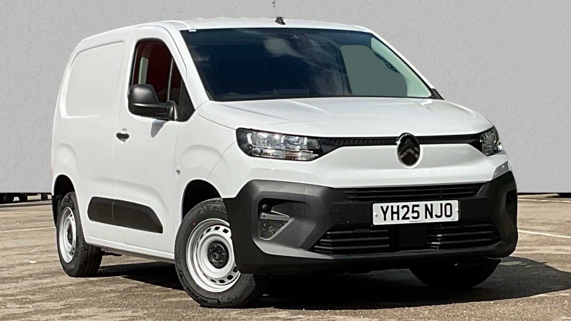 Main listing image - Citroen Berlingo Van