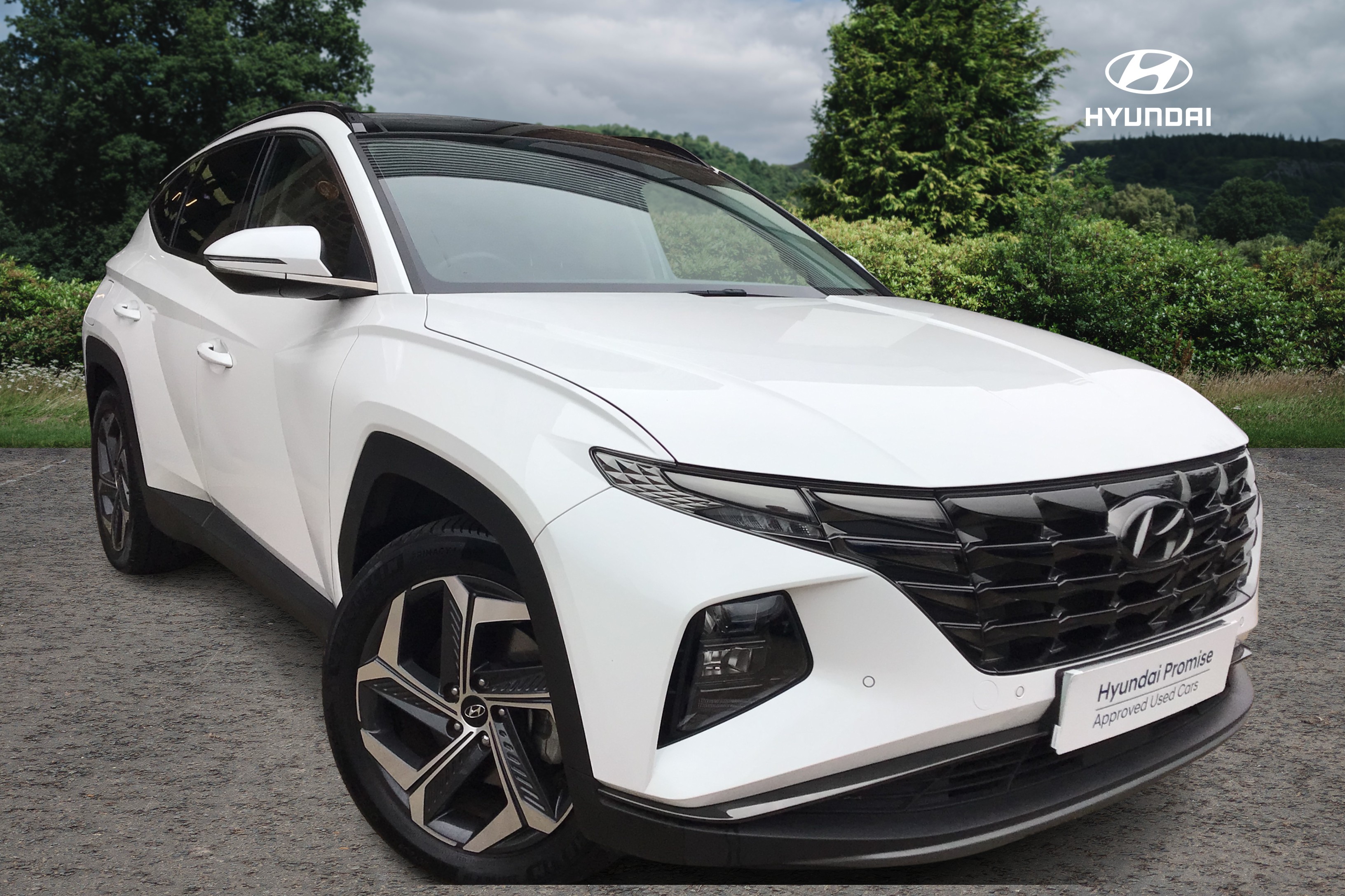 Main listing image - Hyundai Tucson