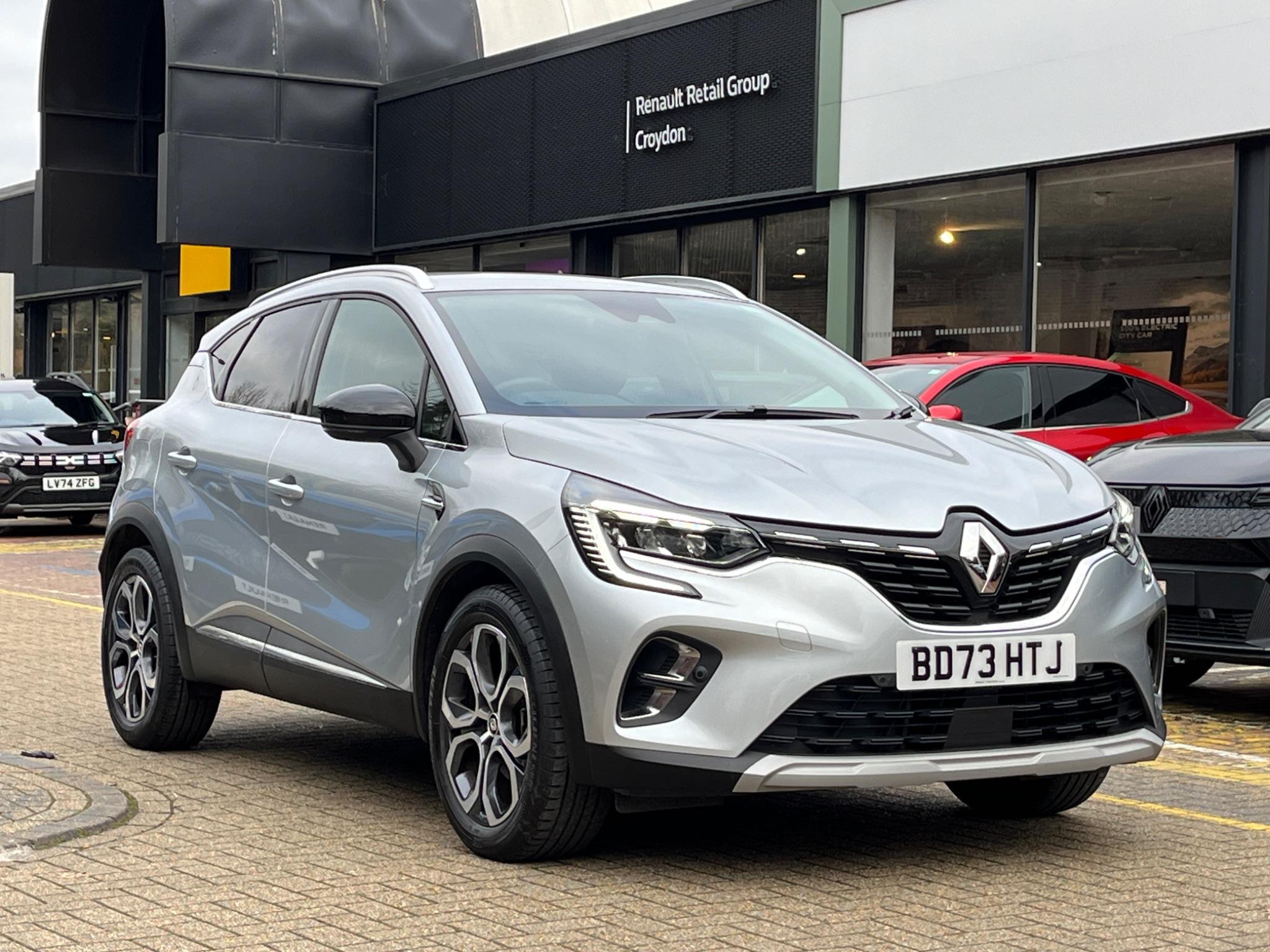 Main listing image - Renault Captur