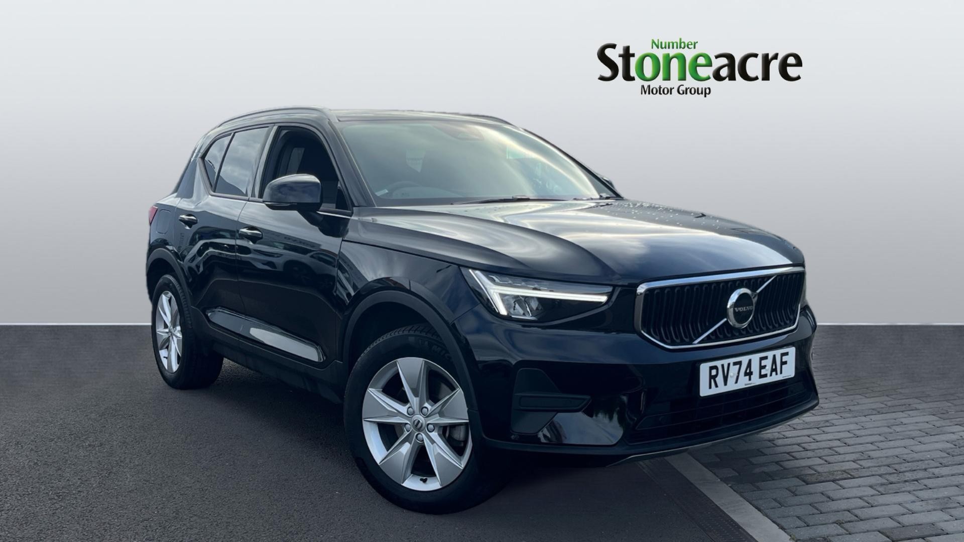 Main listing image - Volvo XC40