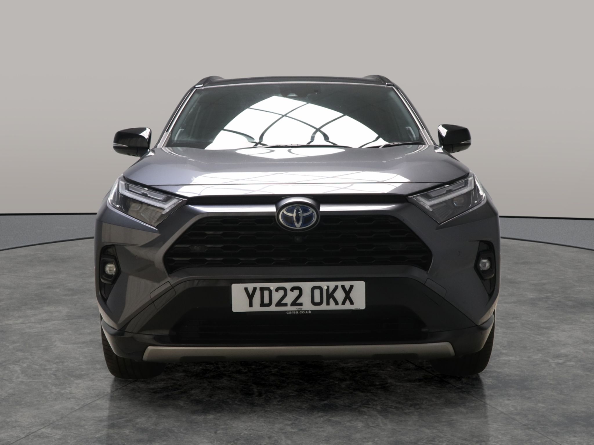 Main listing image - Toyota RAV4