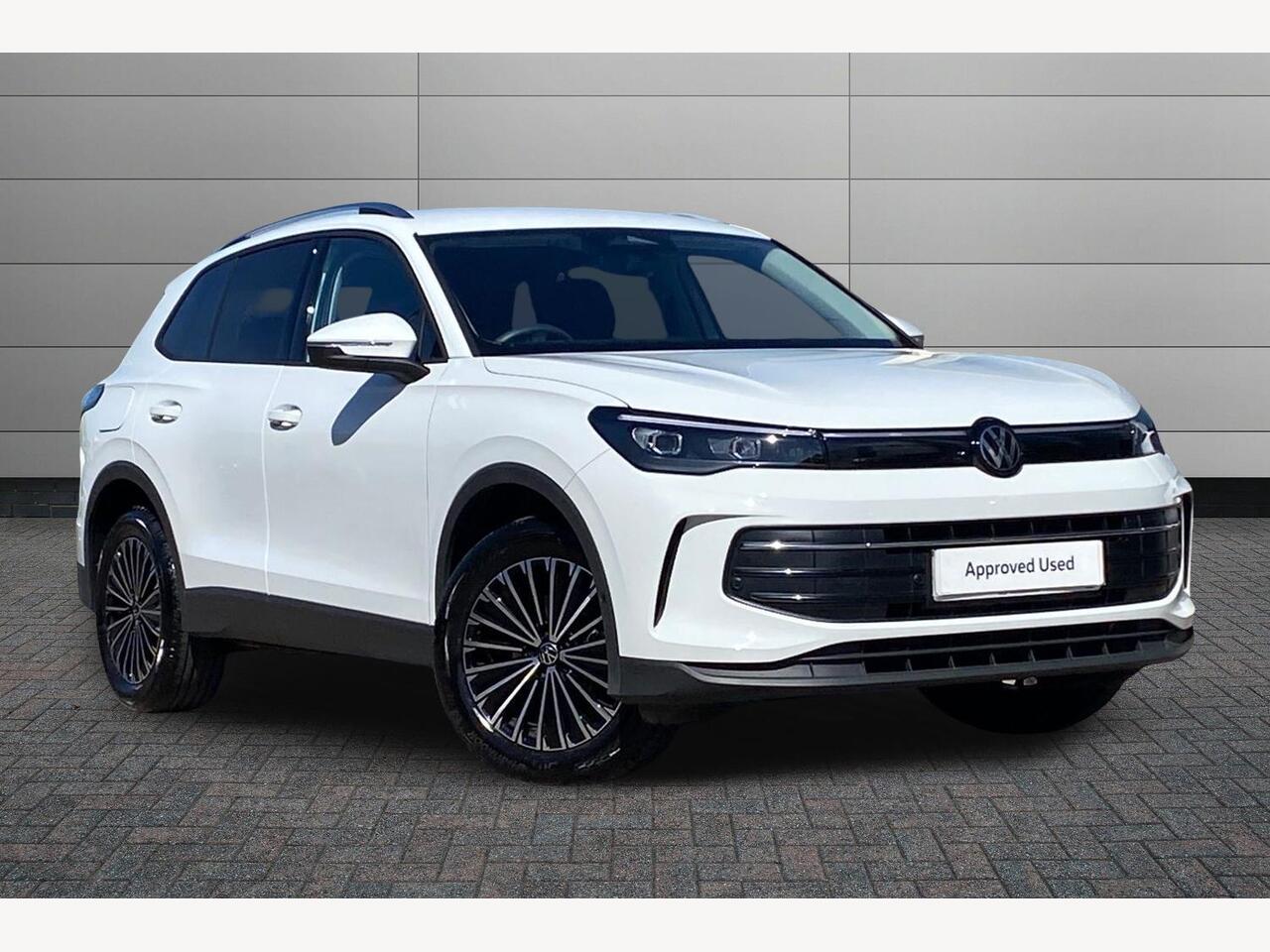 Main listing image - Volkswagen Tiguan