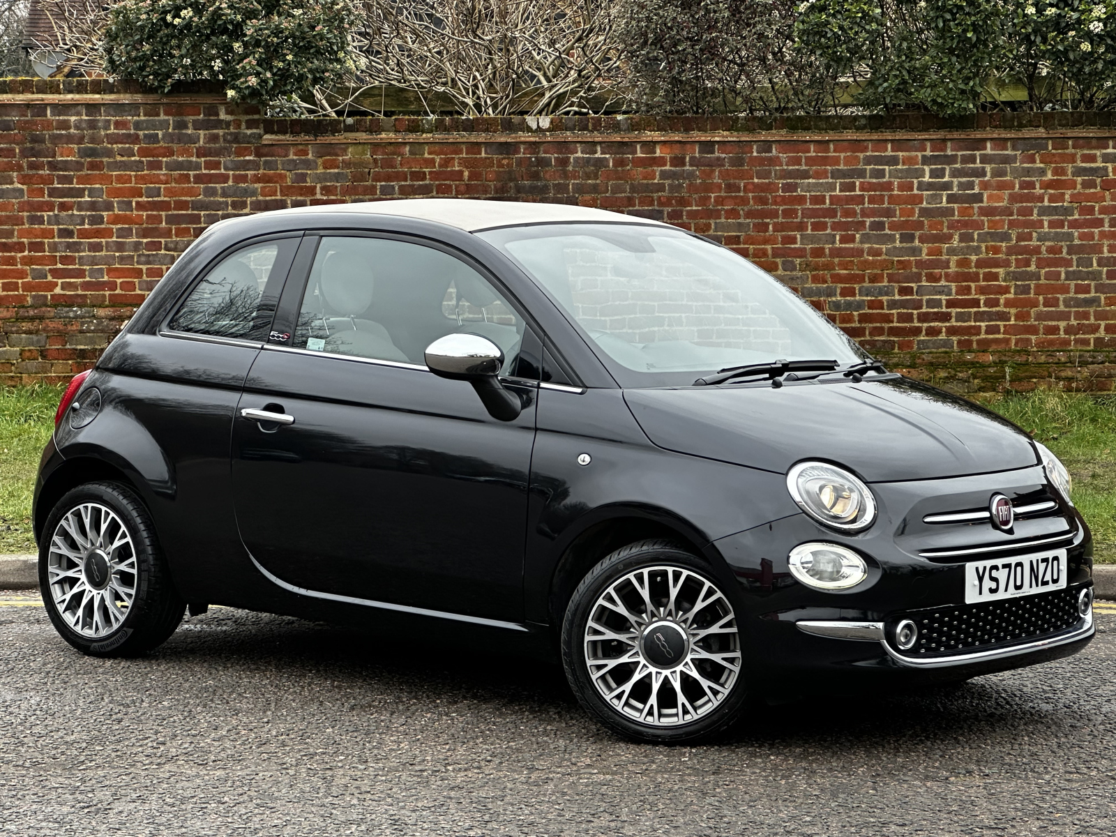 Main listing image - Fiat 500C