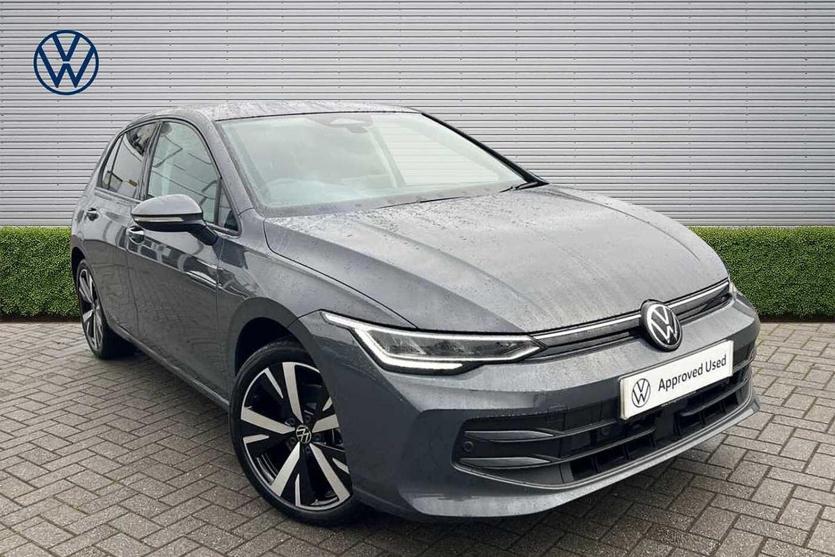 Main listing image - Volkswagen Golf