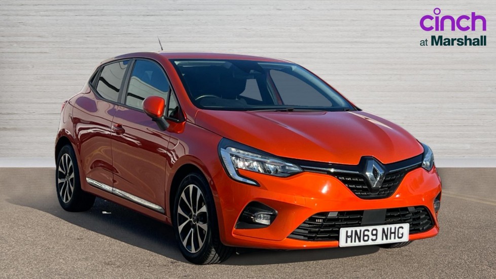 Main listing image - Renault Clio