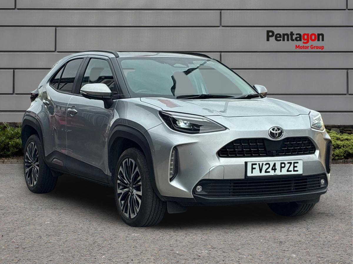 Main listing image - Toyota Yaris Cross