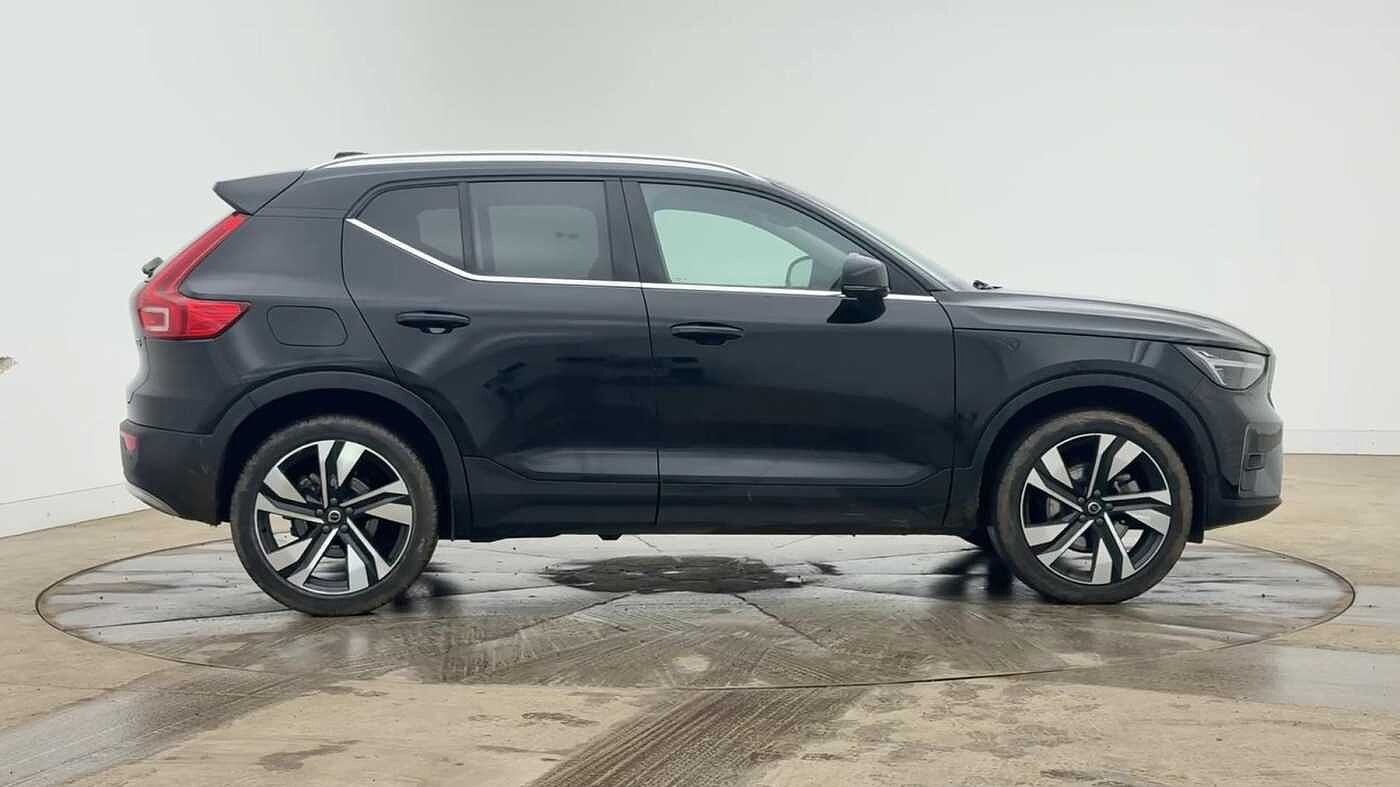 Main listing image - Volvo XC40