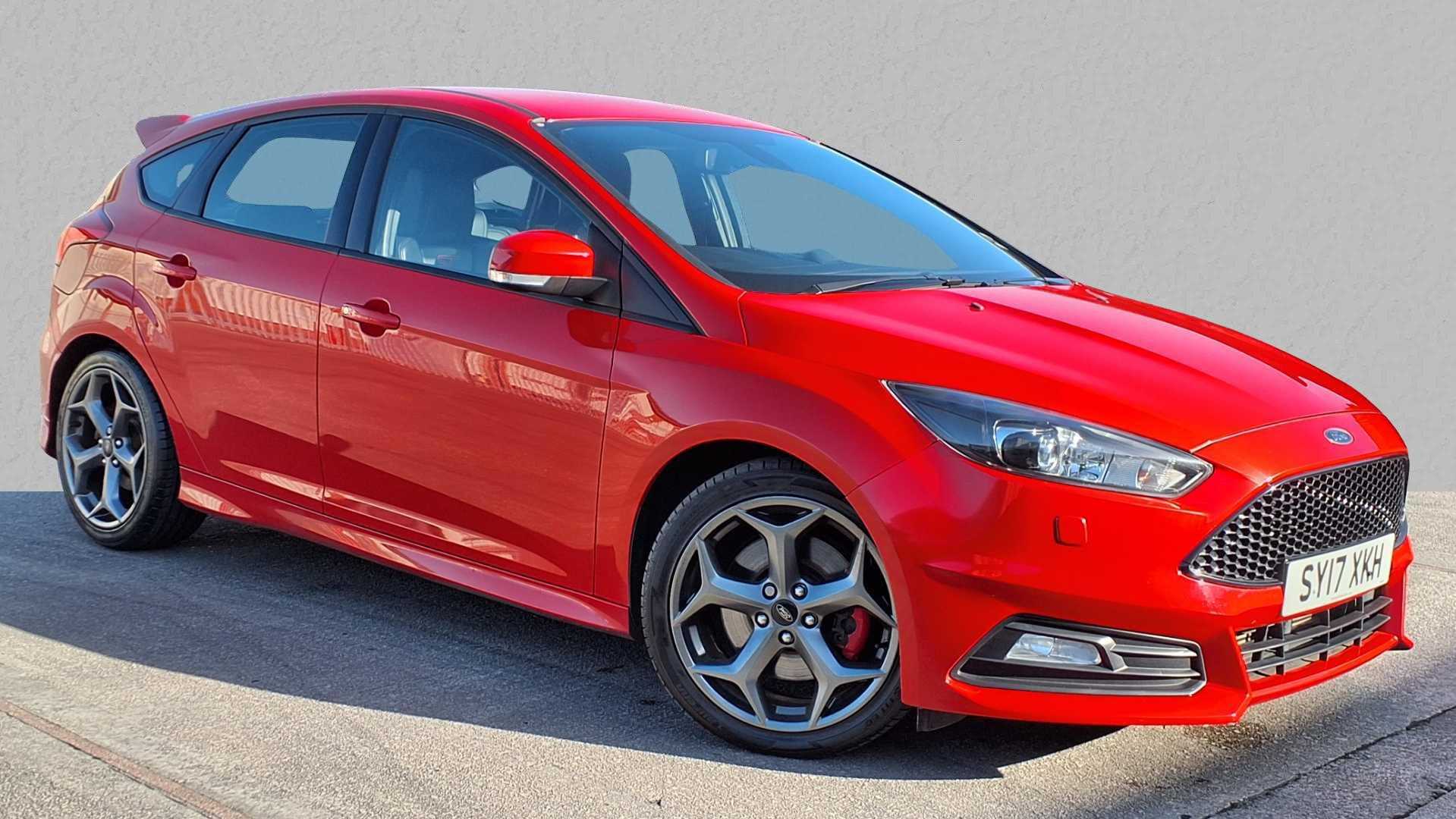 Main listing image - Ford Focus