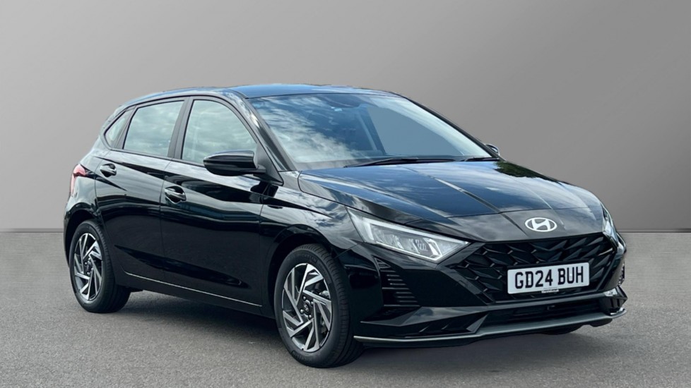 Main listing image - Hyundai i20