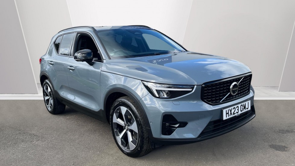 Main listing image - Volvo XC40