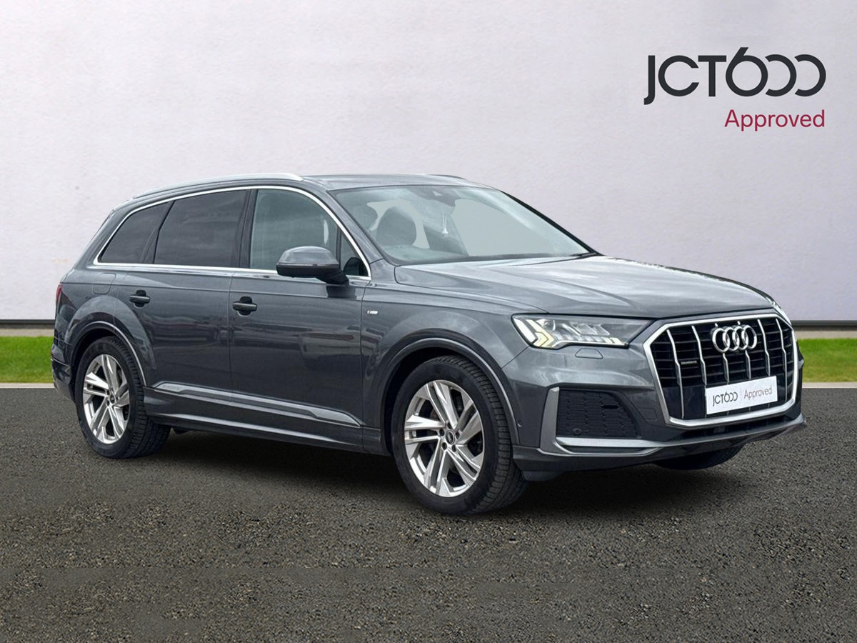 Main listing image - Audi Q7