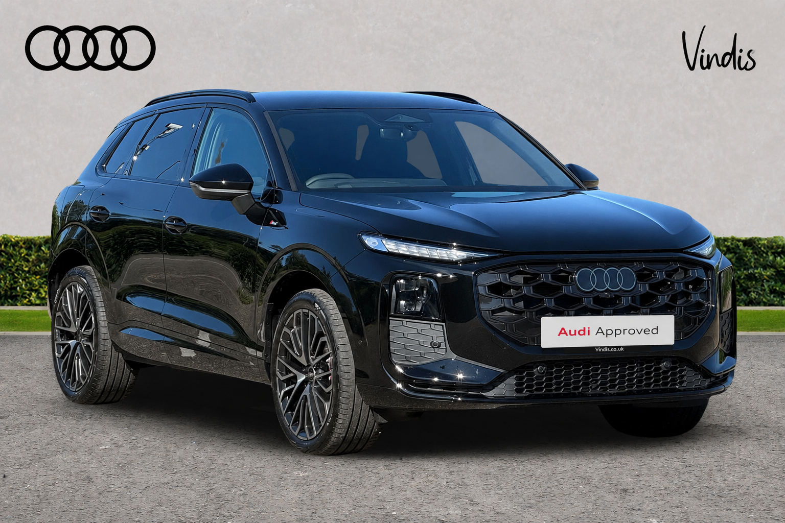 Main listing image - Audi Q3