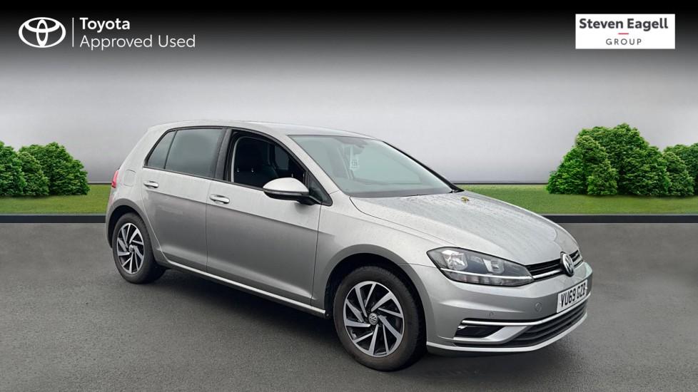 Main listing image - Volkswagen Golf