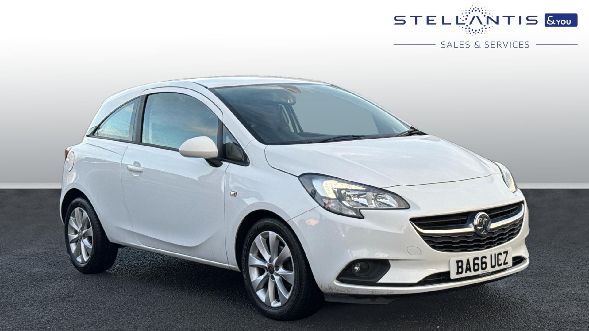 Main listing image - Vauxhall Corsa