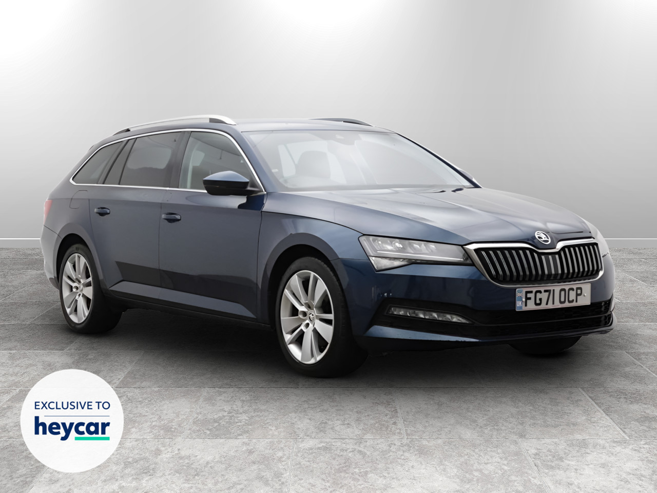 Main listing image - Skoda Superb Estate