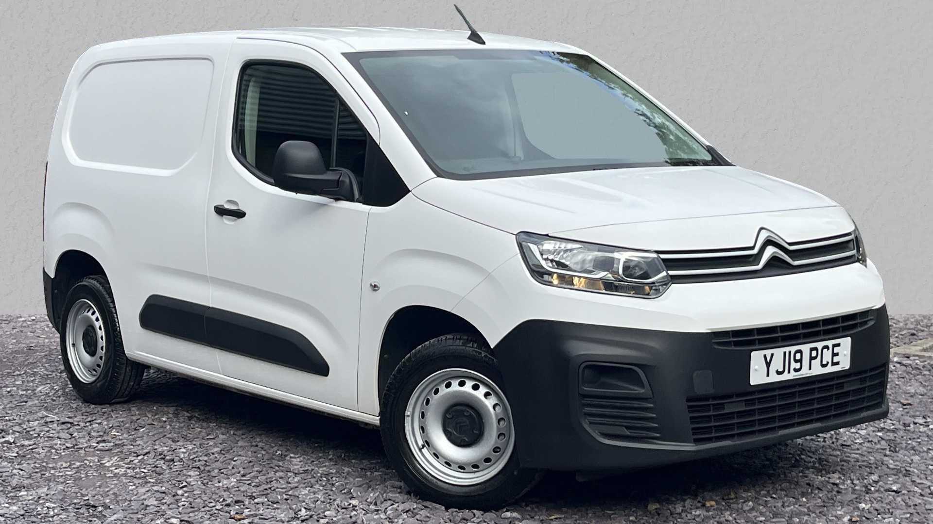 Main listing image - Citroen Berlingo Van