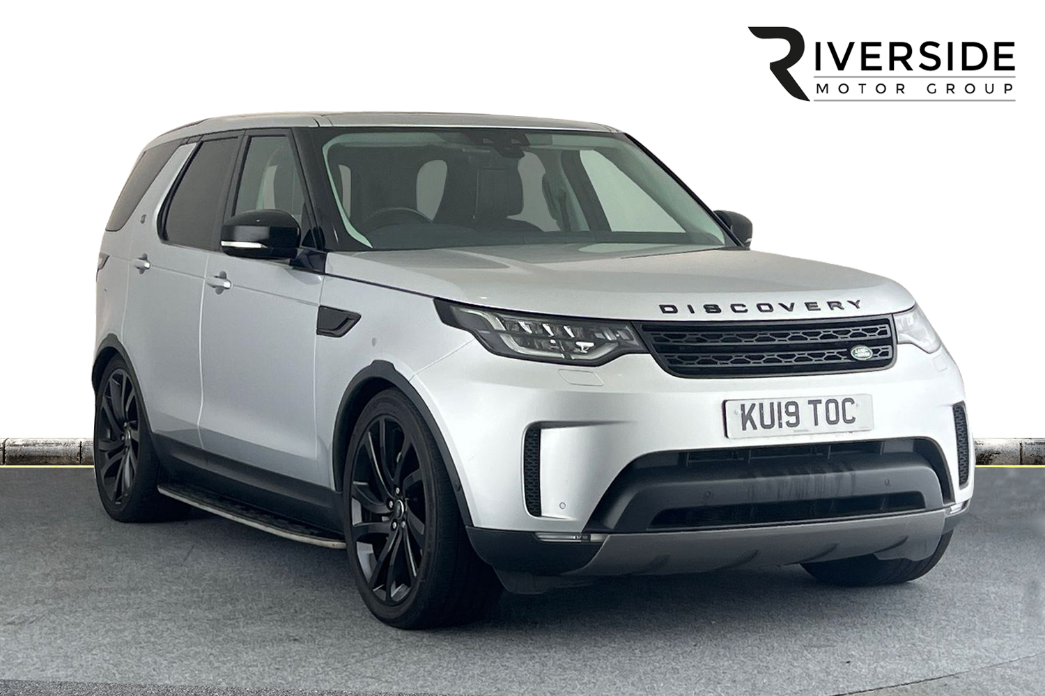 Main listing image - Land Rover Discovery