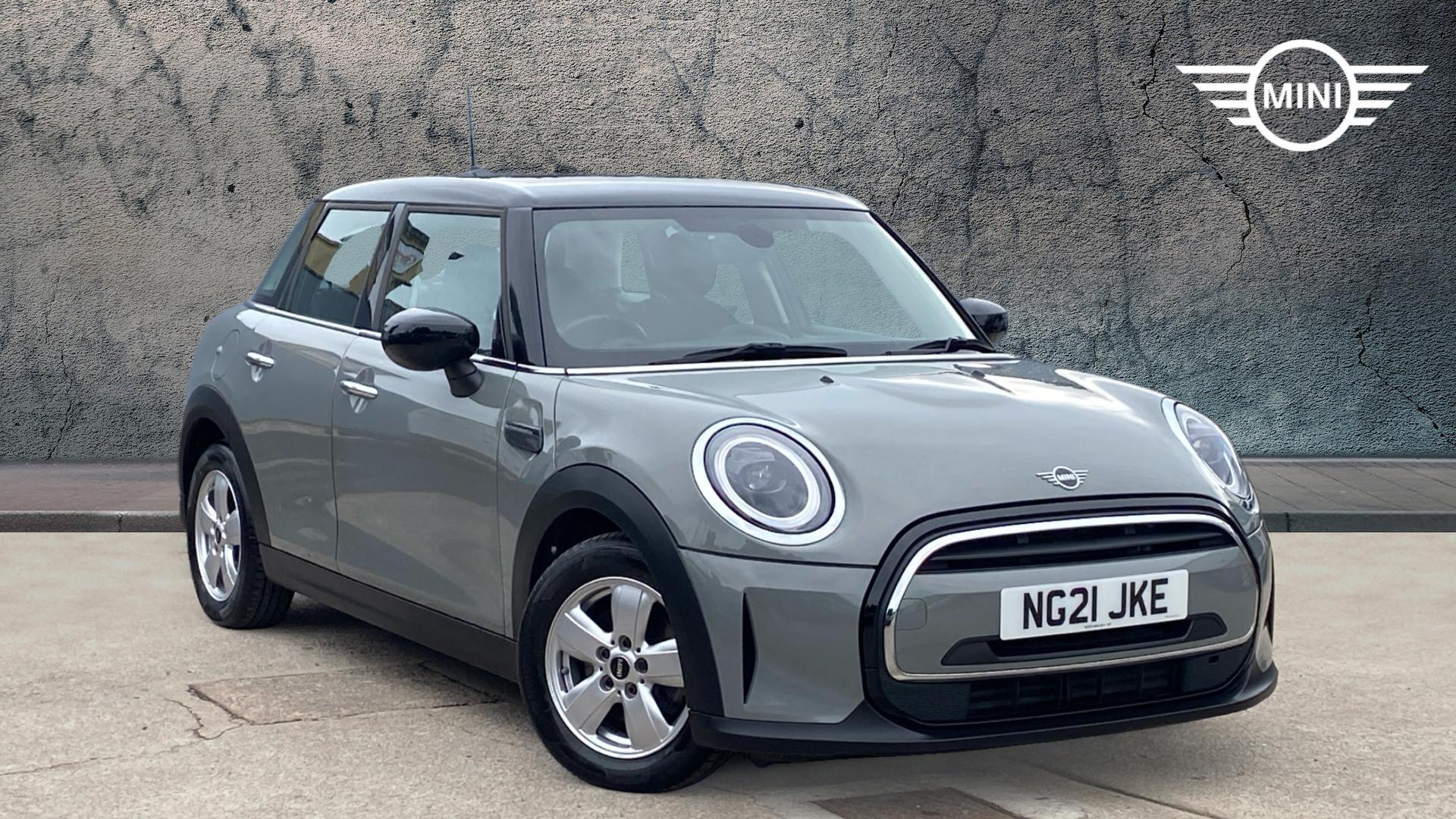 Main listing image - MINI Hatchback 5dr