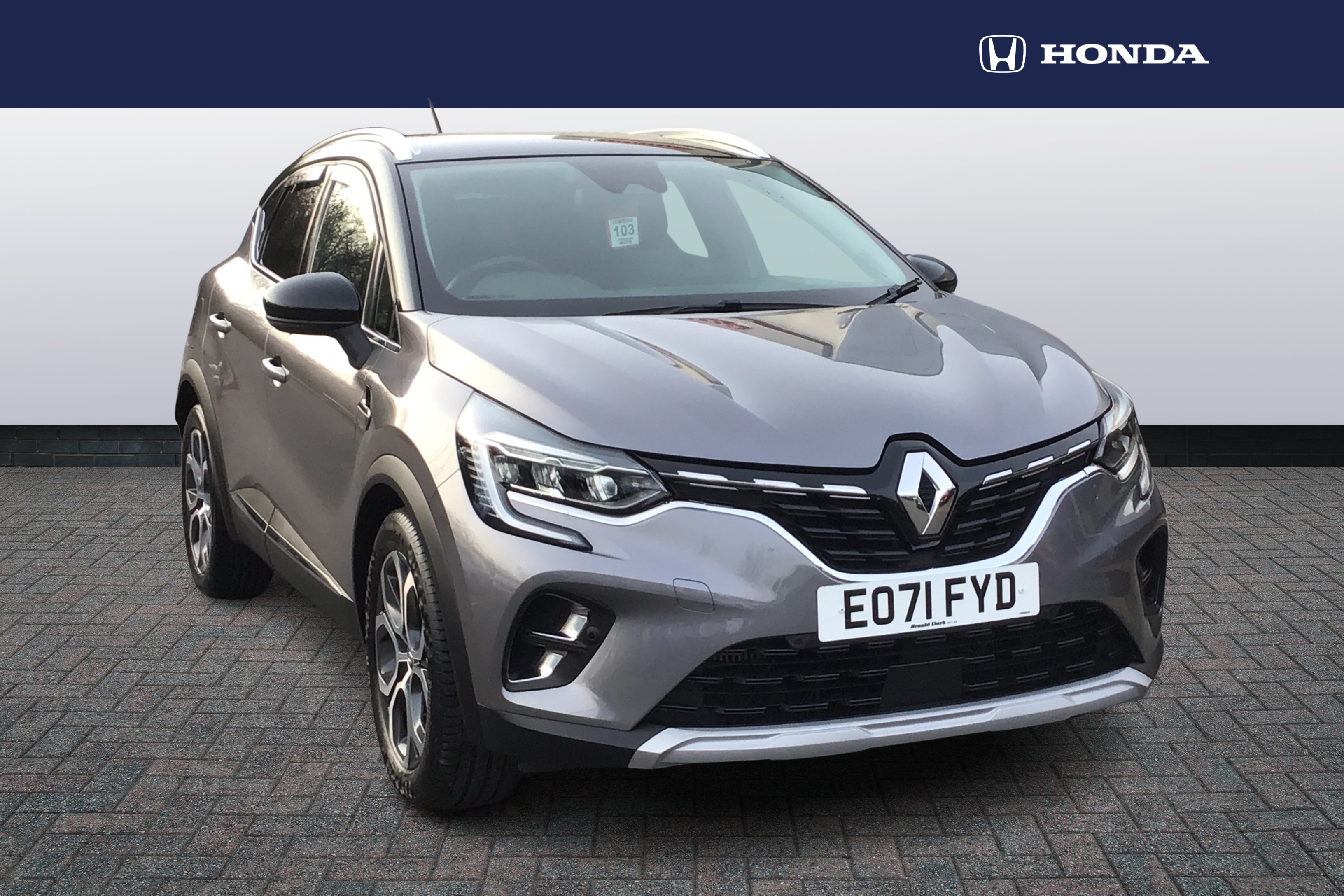 Main listing image - Renault Captur