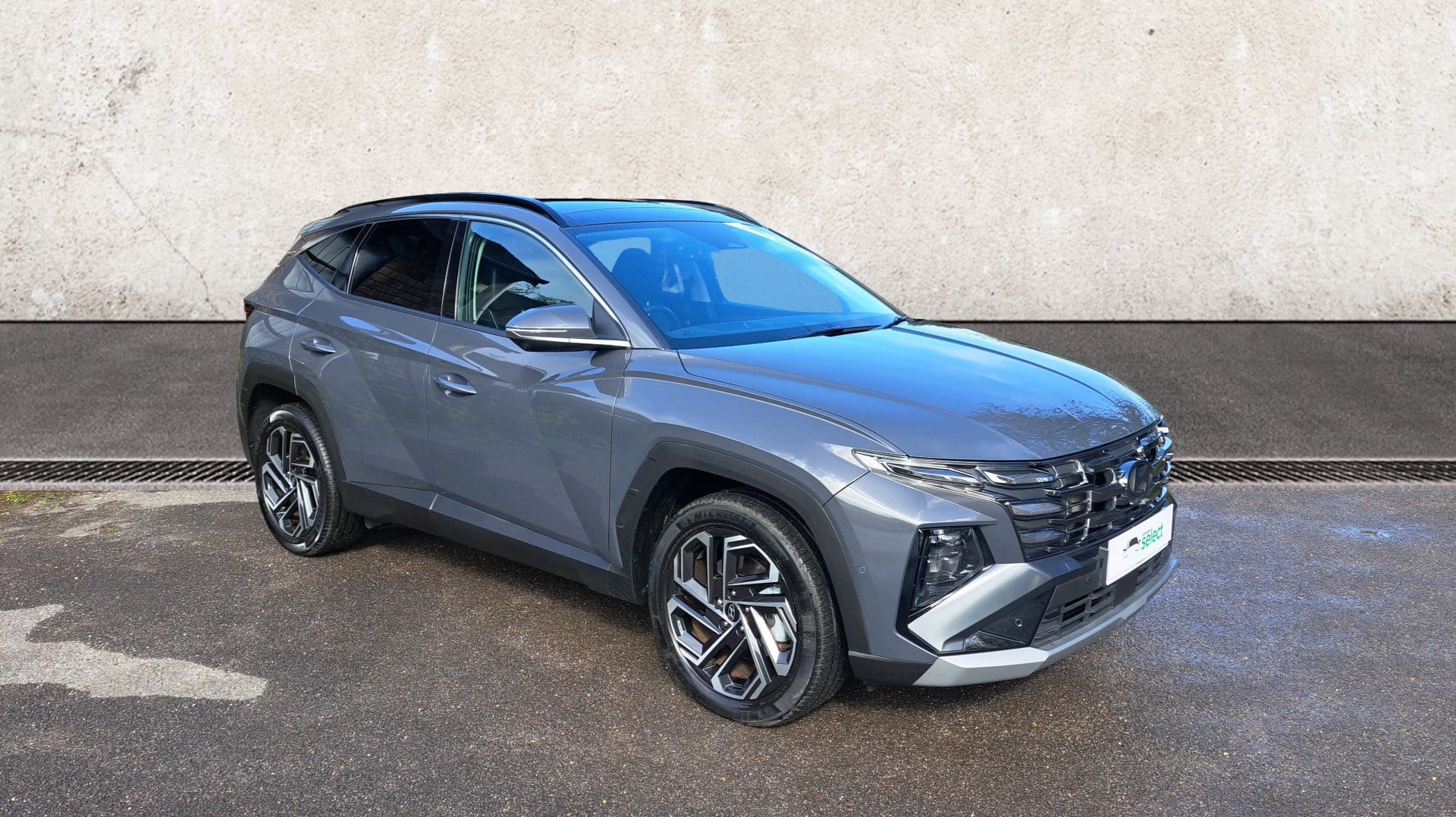 Main listing image - Hyundai Tucson