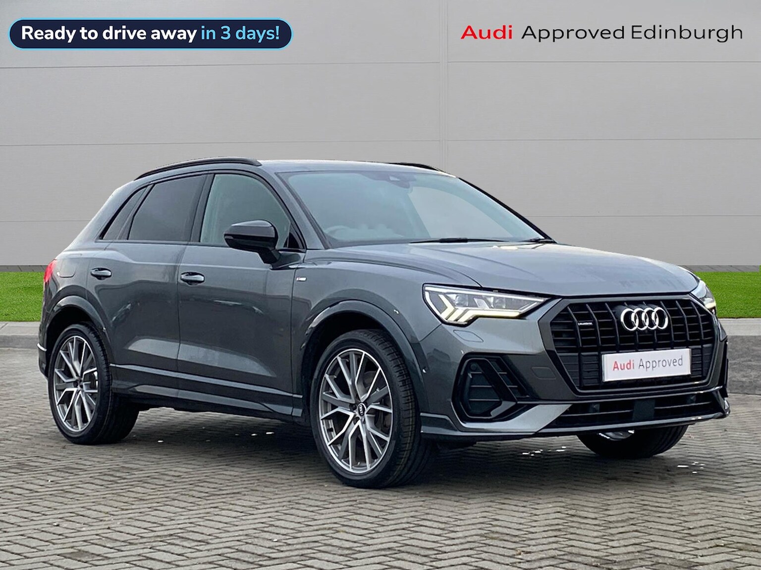 Main listing image - Audi Q3