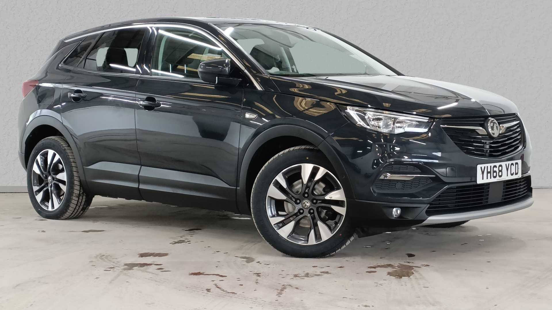 Main listing image - Vauxhall Grandland X