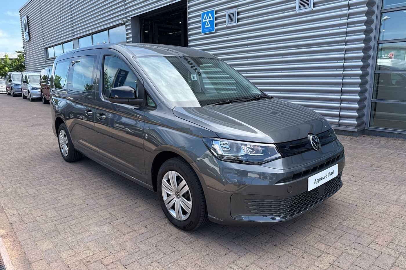 Main listing image - Volkswagen Caddy Maxi
