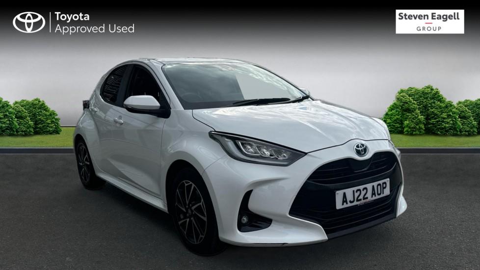 Main listing image - Toyota Yaris