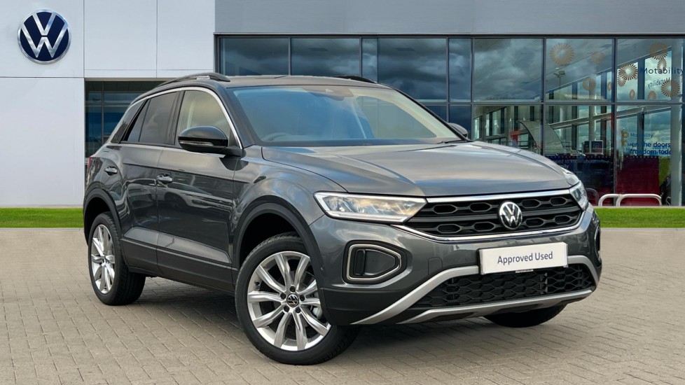 Main listing image - Volkswagen T-Roc