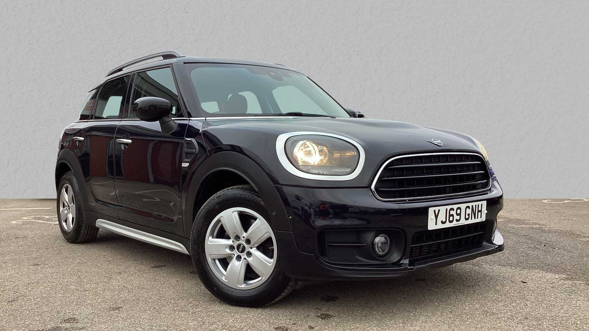 Main listing image - MINI Countryman