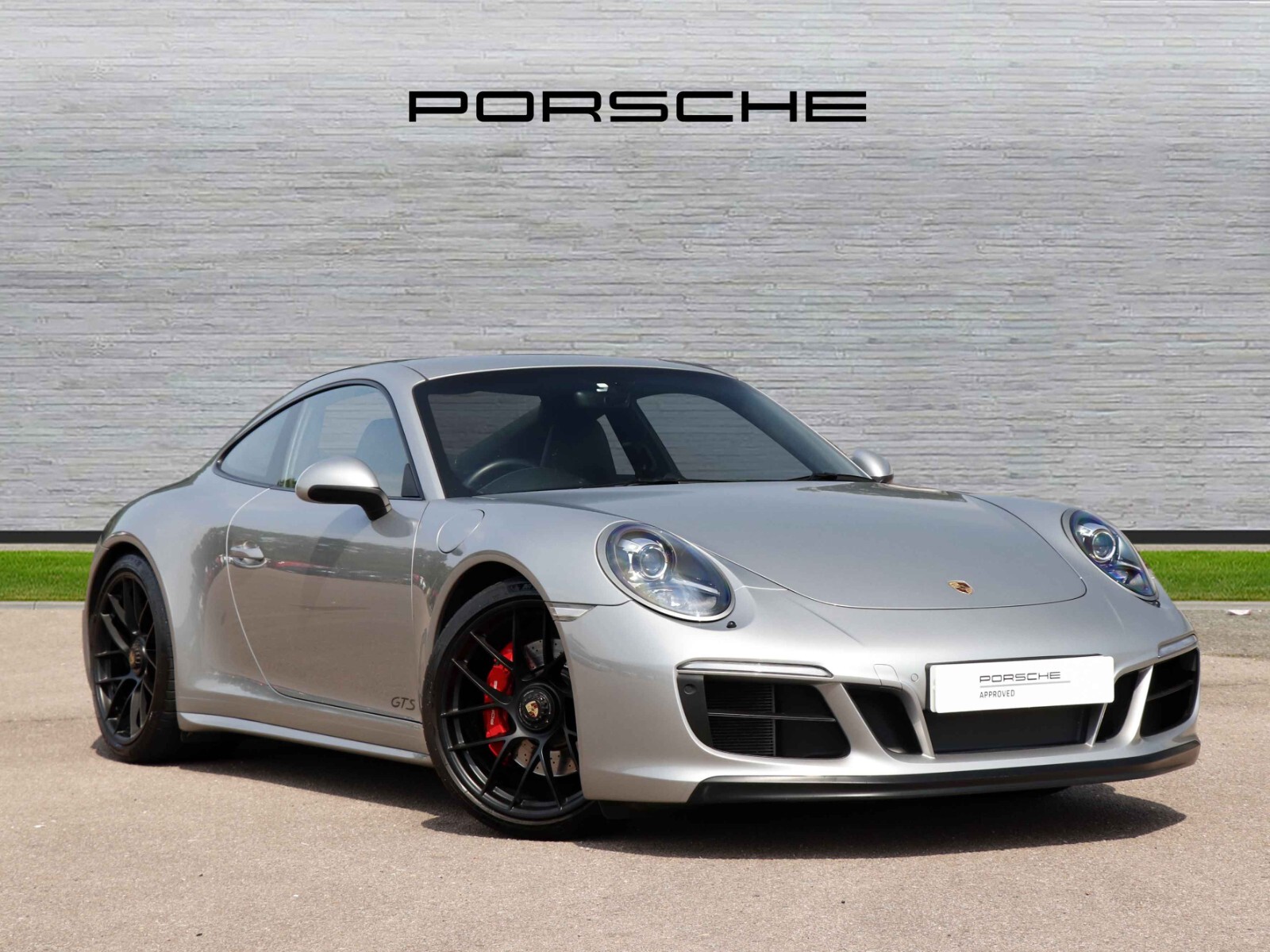 Main listing image - Porsche 911