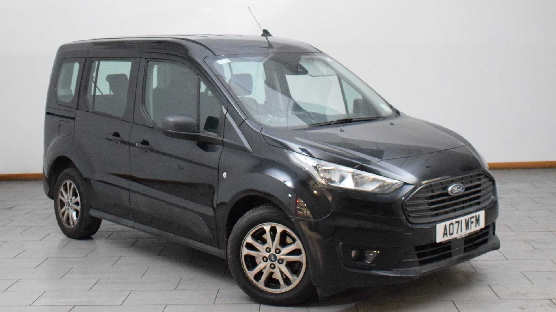 Main listing image - Ford Tourneo Connect