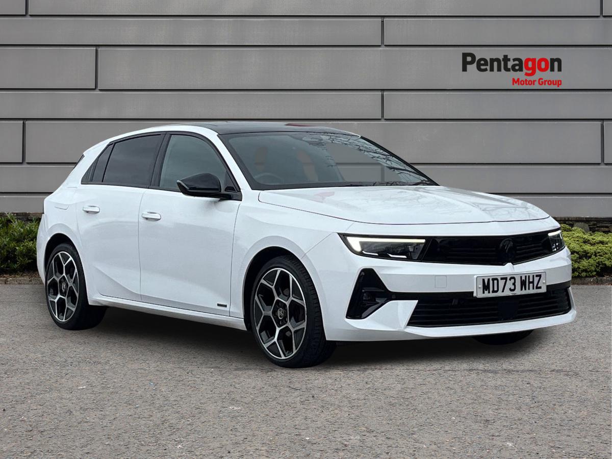 Main listing image - Vauxhall Astra