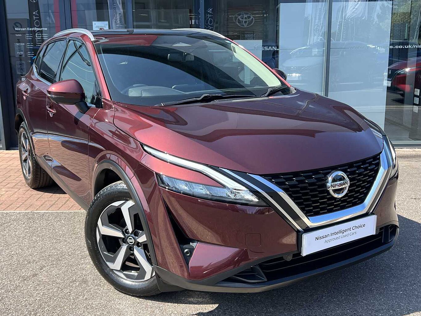 Main listing image - Nissan Qashqai