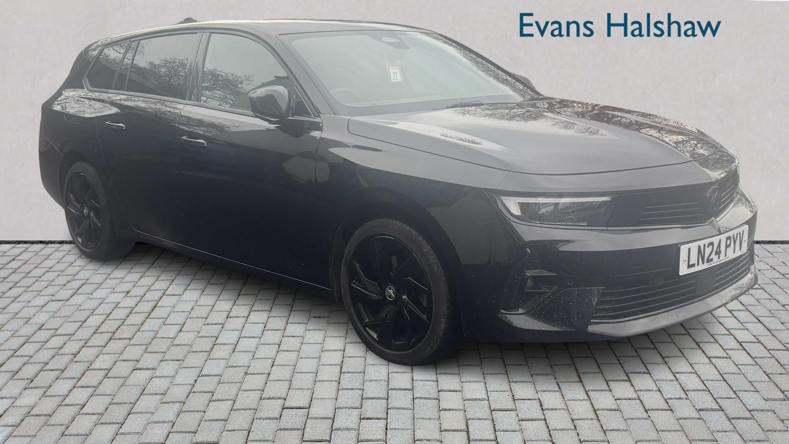 Main listing image - Vauxhall Astra Sports Tourer