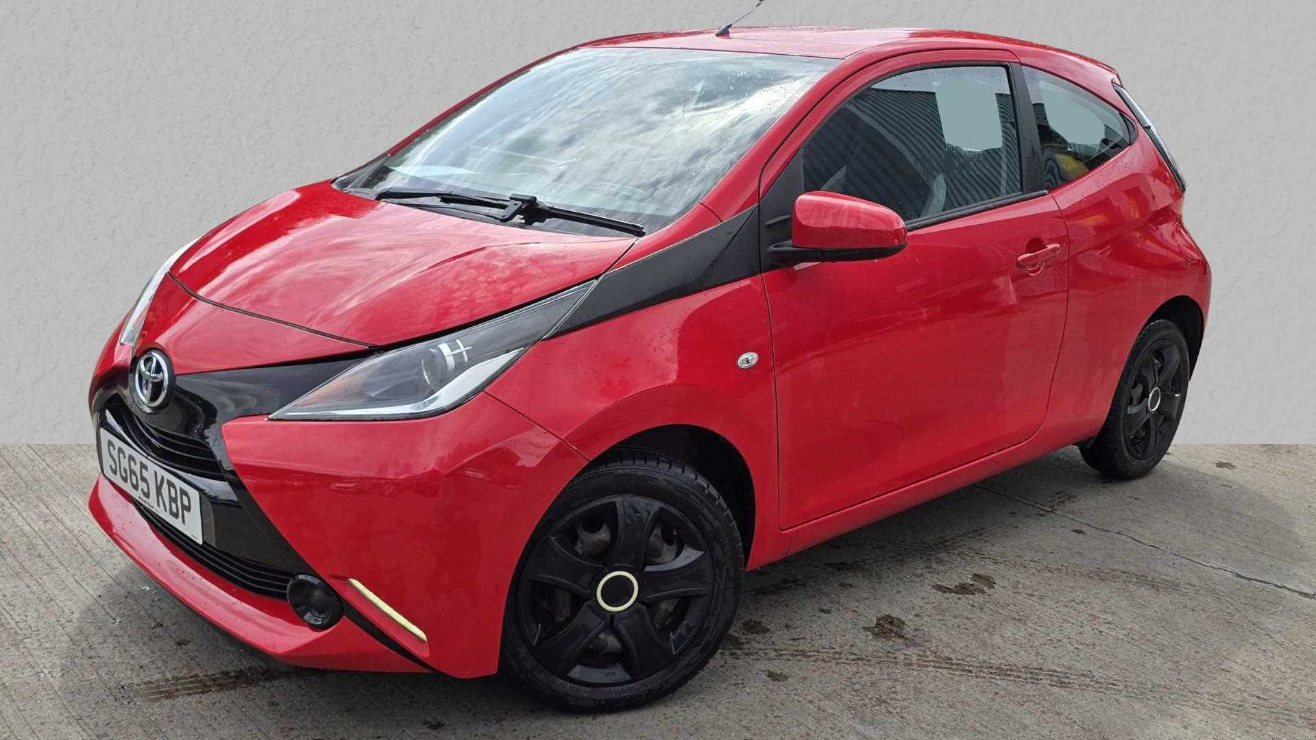 Main listing image - Toyota Aygo